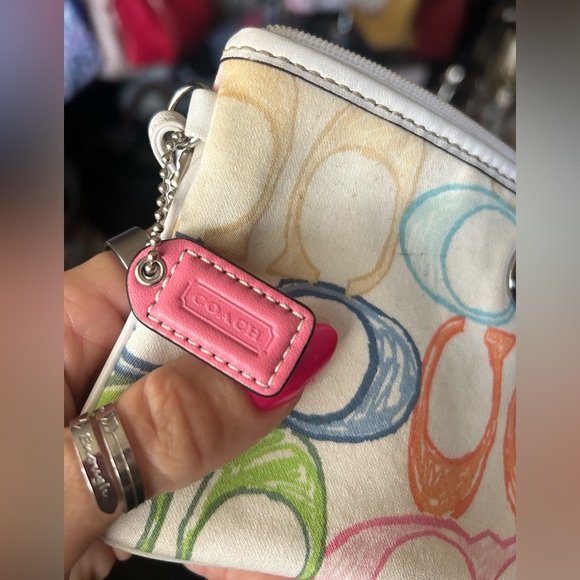 Coach Hampton Y2K Scribble Signature C Multicolor Wristlet - Picture 4 of 5